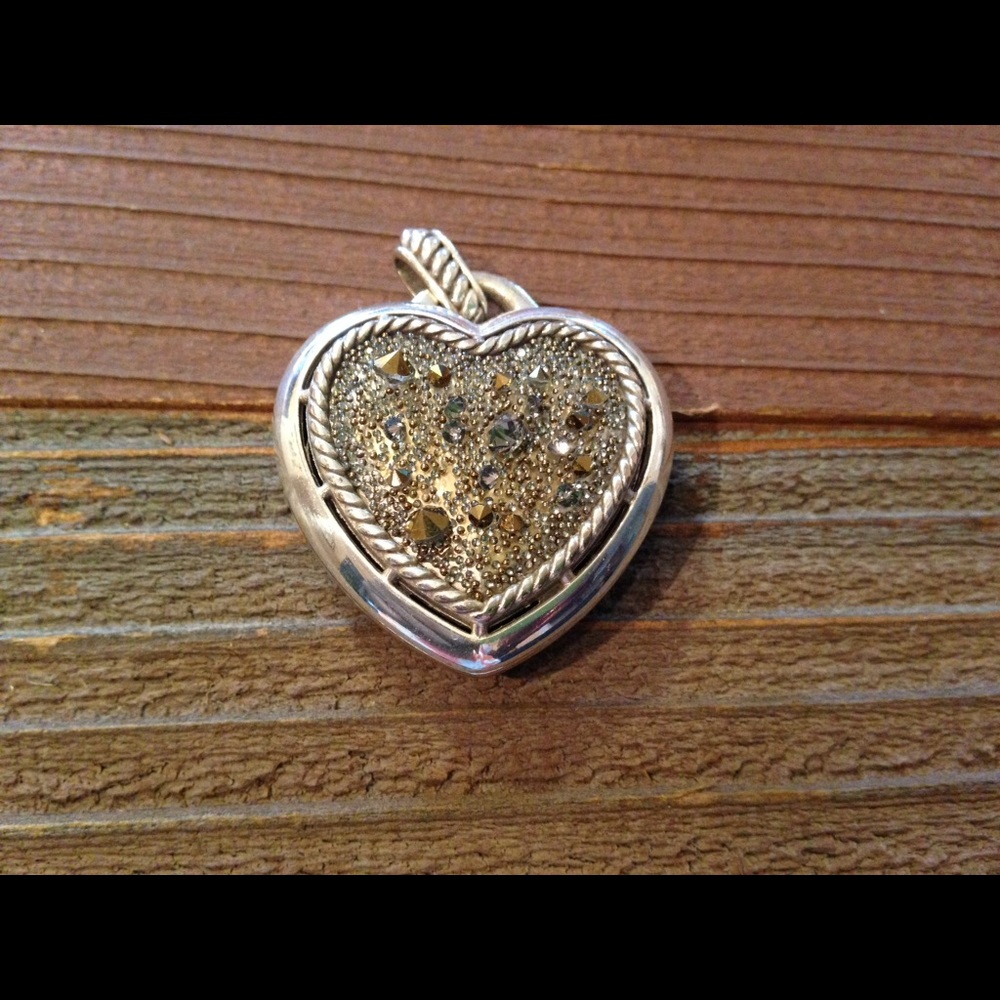 Pendant